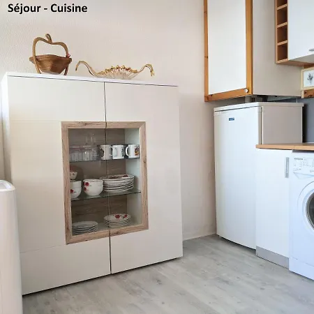 T2 Vue Port,Piscine,Tennis,Garage,Aire De Jeux, * Agde