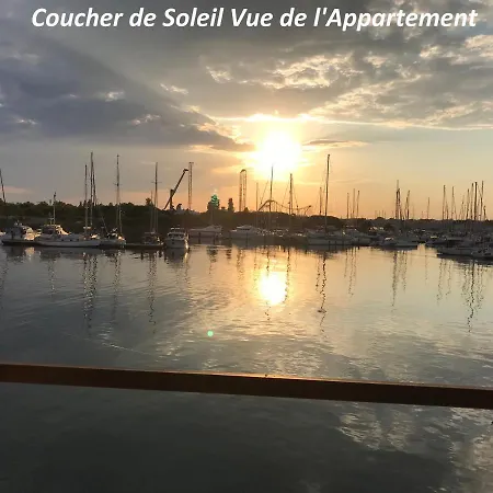 Apartment T2 Vue Port,Piscine,Tennis,Garage,Aire De Jeux, *