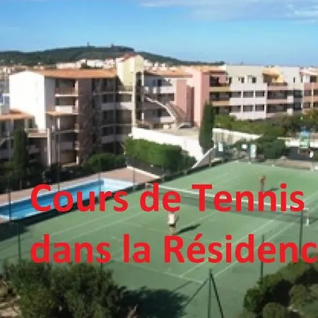 Apartment T2 Vue Port,Piscine,Tennis,Garage,Aire De Jeux,